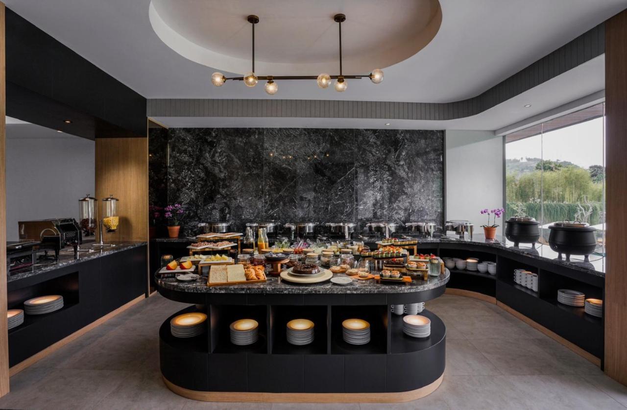 Forest Hills Hotel Soreang Ngoại thất bức ảnh