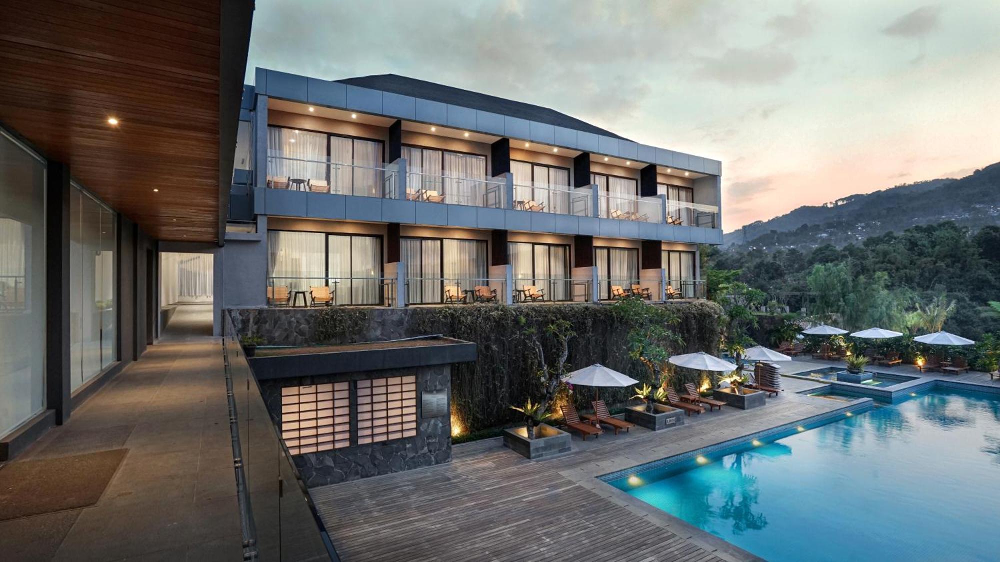 Forest Hills Hotel Soreang Ngoại thất bức ảnh